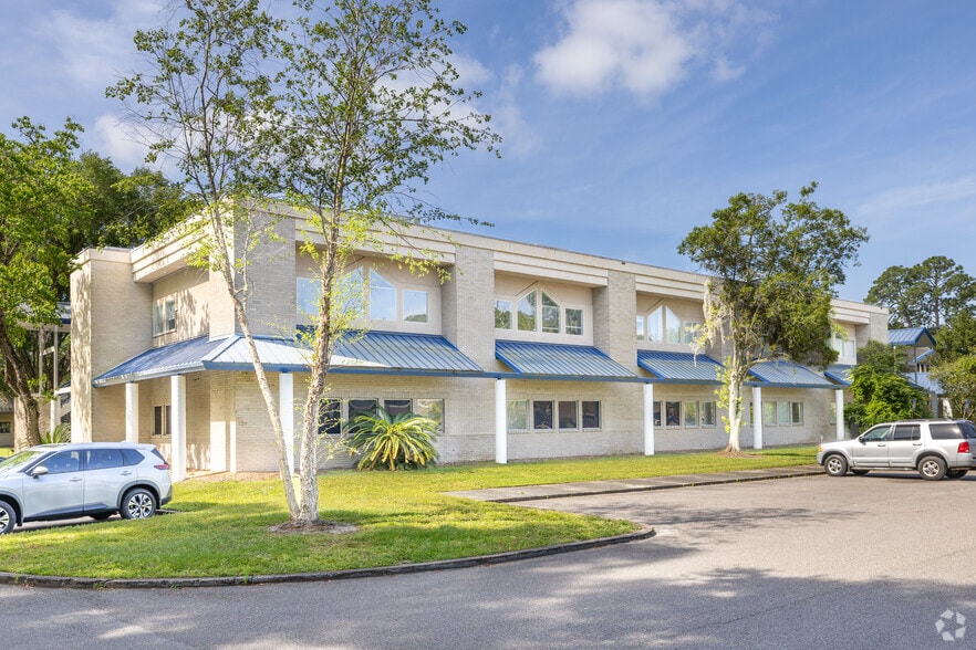 More Photos Of 4237 Salisbury Rd, Jacksonville Office For Lease