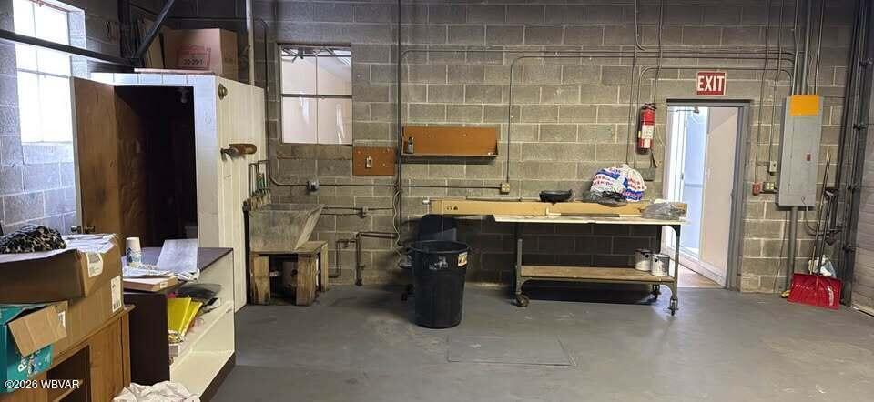 More Photos Of 1023 Park Ave, Williamsport Self Storage For Sale
