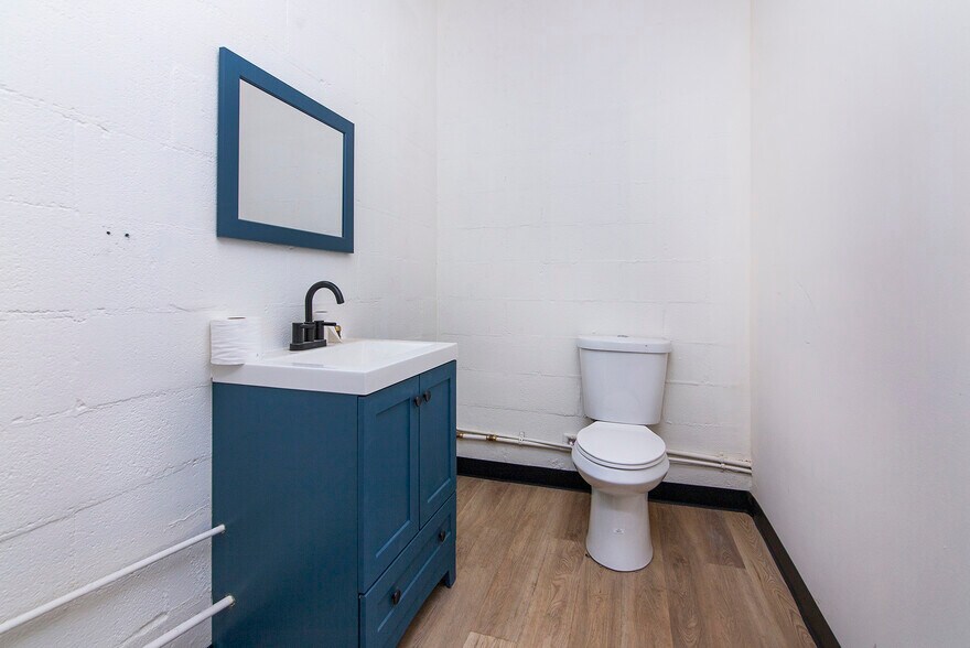 More Photos Of 1556 Zion Rd, Morganton General Retail For Sale