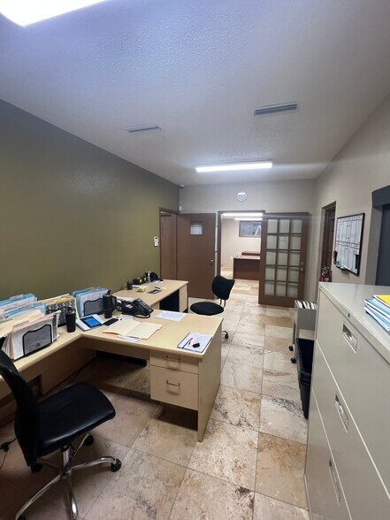 More Photos Of 85 S Washington St, Ormond Beach Flex For Lease