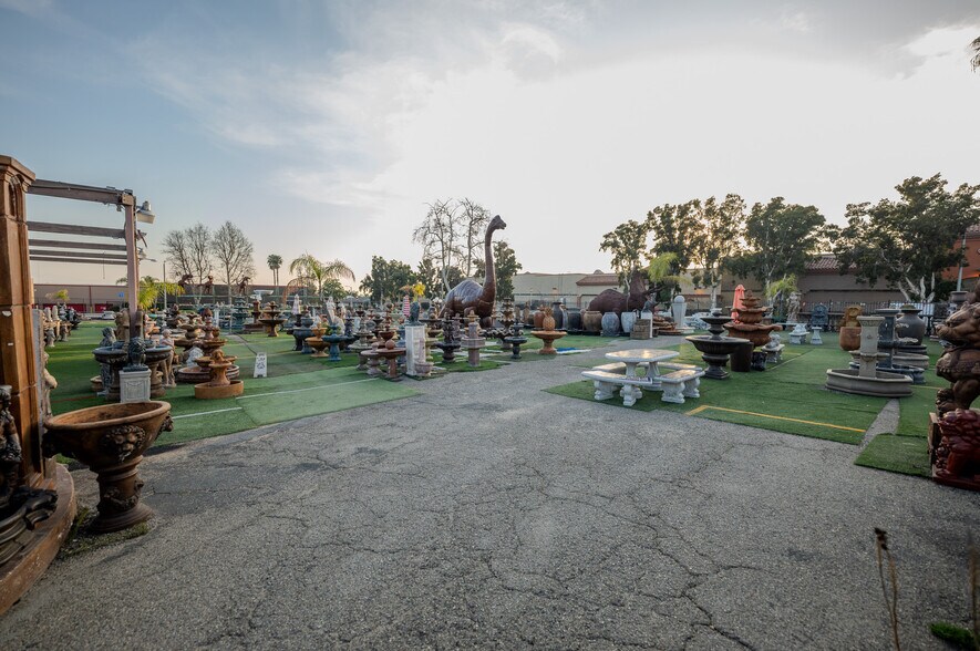 More Photos Of 9445 Foothill Blvd, Rancho Cucamonga Storefront For Lease