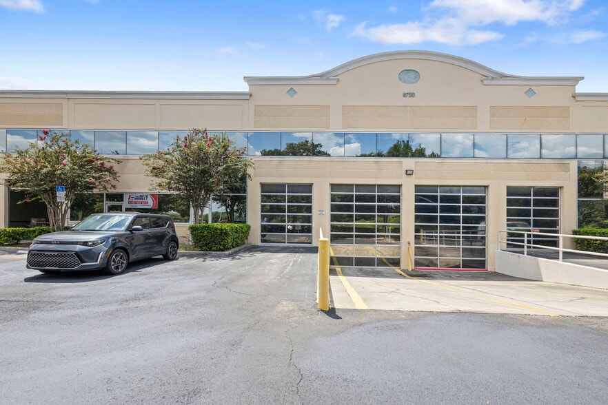 More Photos Of 8750 Exchange Dr, Orlando Warehouse For Sale