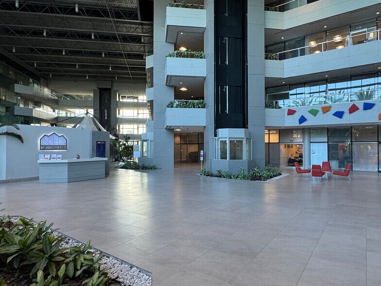 More Photos Of 301 E Yamato Rd, Boca Raton Office For Lease