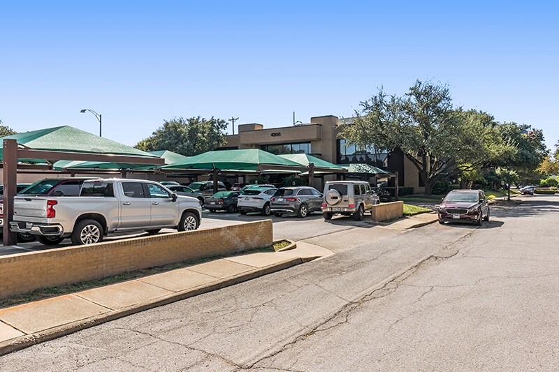 More Photos Of 4300 MacArthur Ave, Dallas Office For Lease