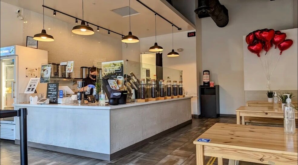 More Photos Of 1706 Oakland Rd, San Jose General Retail For Lease