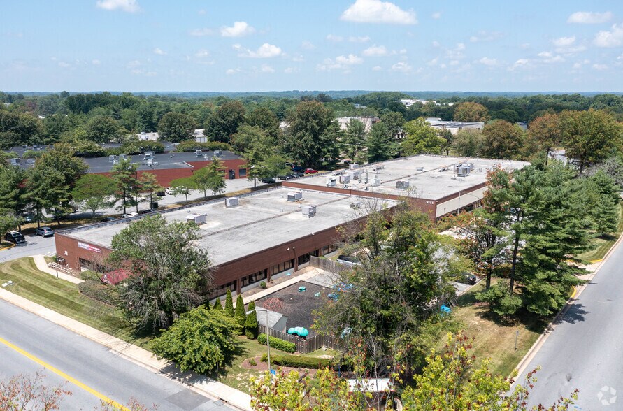 More Photos Of 9150 Rumsey Rd, Columbia Light Distribution For Lease