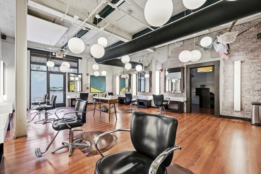 More Photos Of 1111 Central Ave, Charlotte Loft Creative Space For Sale