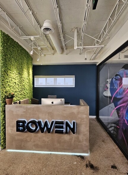 More Photos Of 183 Mineola Blvd, Mineola Medical For Sale