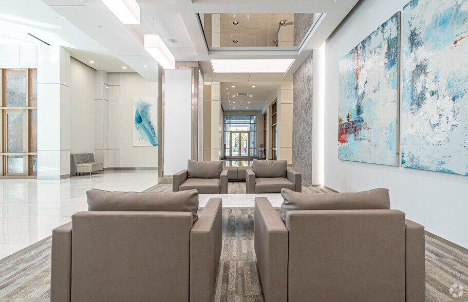 More Photos Of 401 E Las Olas Blvd, Fort Lauderdale Office For Lease