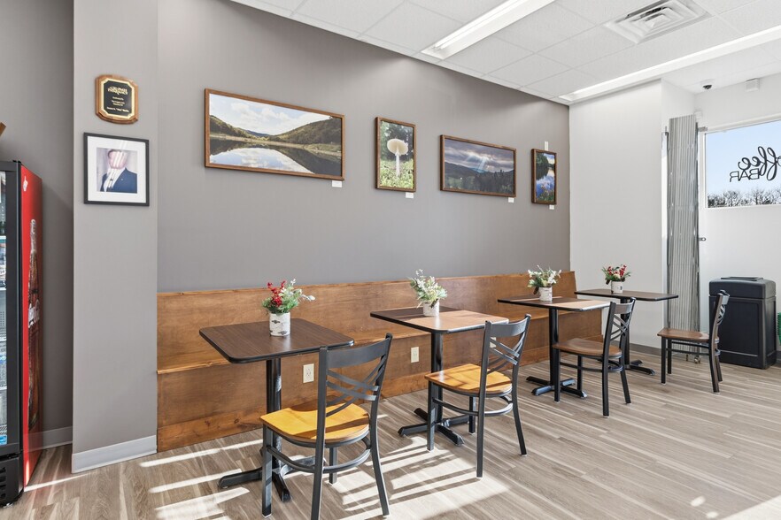 More Photos Of 105 Duncan Rd, Marlinton Office For Sale