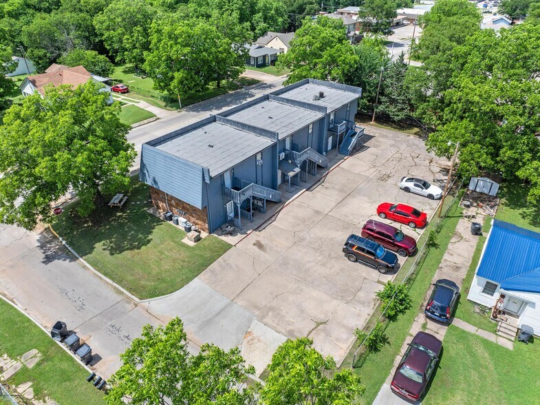 More Photos Of 806 N Washington St, Ardmore Apartments For Sale