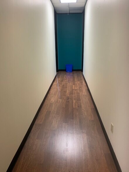 More Photos Of 9300 Jollyville Rd, Austin Office For Lease