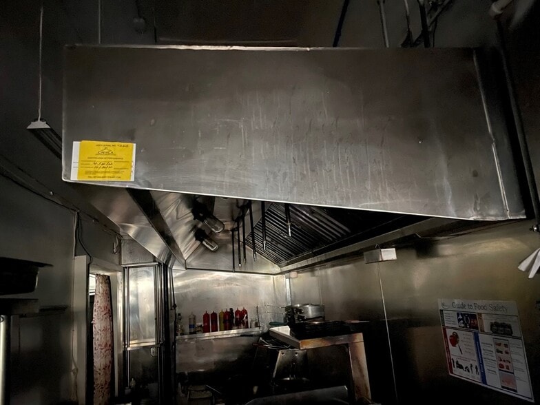 More Photos Of 126 Bala Ave, Bala Cynwyd Storefront Retail Residential For Sale