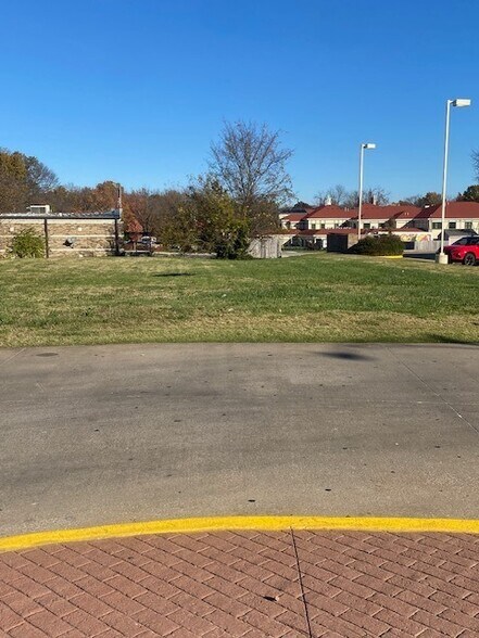 More Photos Of 0 Sunshine St, Springfield Land For Sale