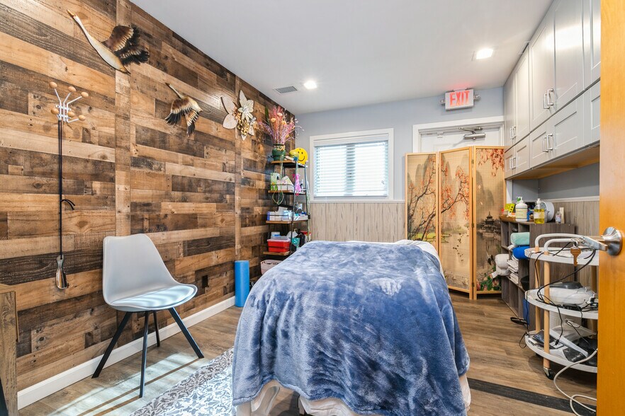 More Photos Of 1420 Montauk Hwy, Oakdale Medical For Lease