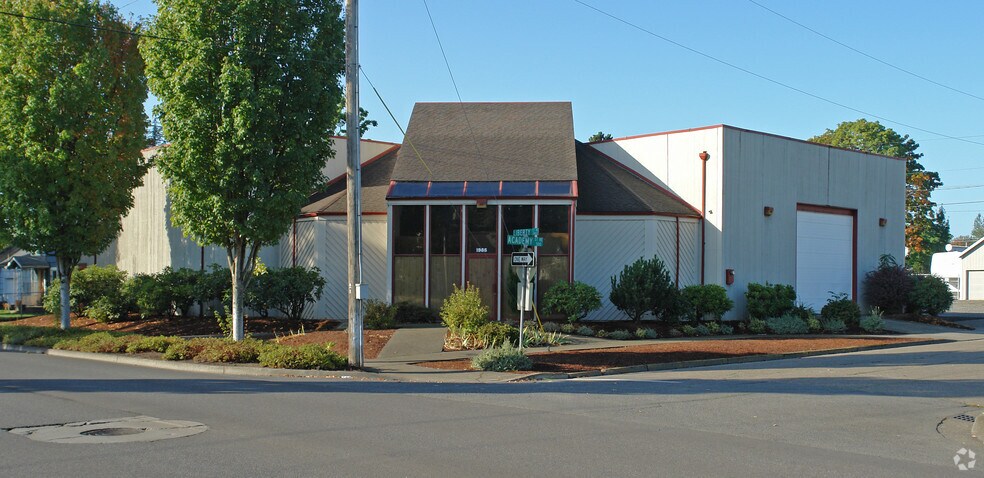 More Photos Of , Salem Unknown For Sale