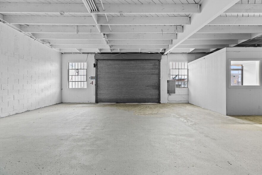 More Photos Of 7210-7218 Hinds Ave, North Hollywood Warehouse For Lease