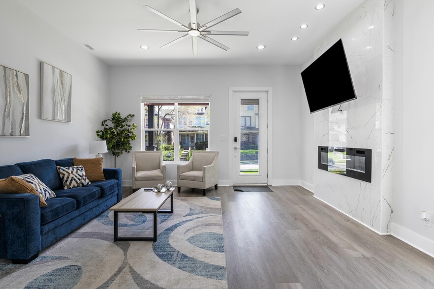 More Photos Of 2226-2232 Central Ave, Indianapolis Apartments For Sale