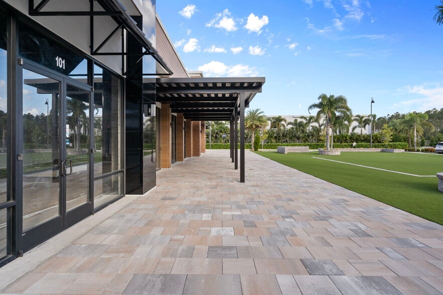 More Photos Of 1671 Amazing Way, Ocoee Storefront Retail Office For Lease