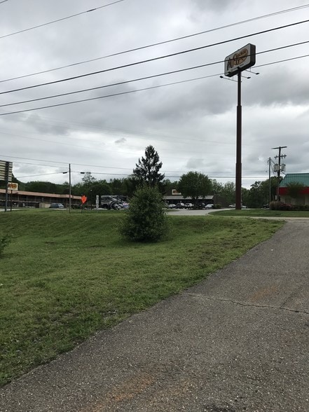 More Photos Of 1018 Cosby Hwy, Newport Land For Lease