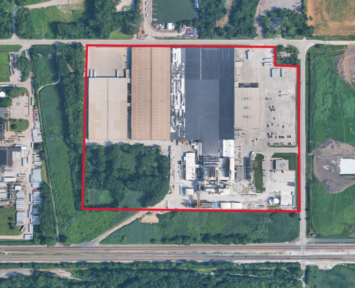 More Photos Of 13850 Cottage Grove Ave, Dolton Manufacturing For Lease
