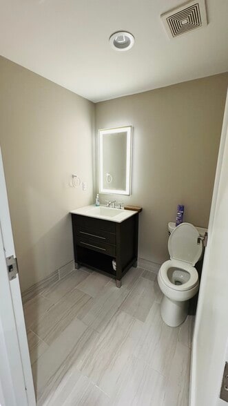 More Photos Of 730 S Atlantic Ave, Ormond Beach Office For Lease