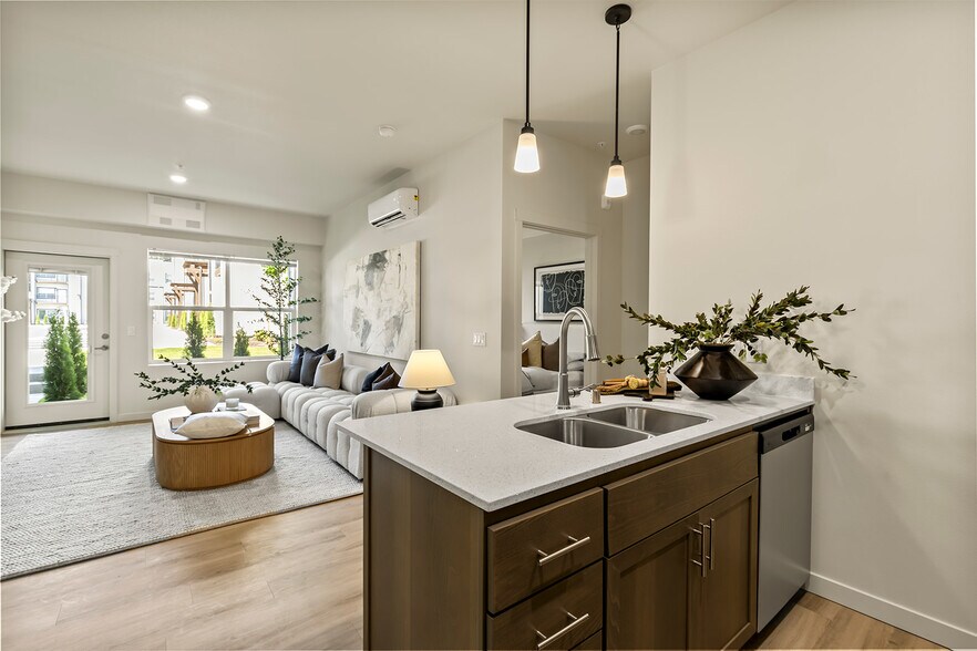 More Photos Of 7011 NE 126th St, Vancouver Apartments For Sale