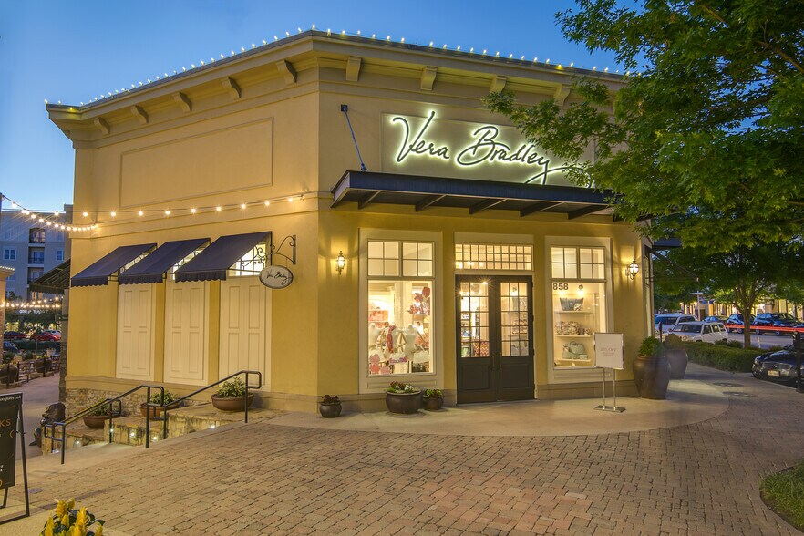 More Photos Of 985 W Bethany Dr, Allen Unknown For Sale