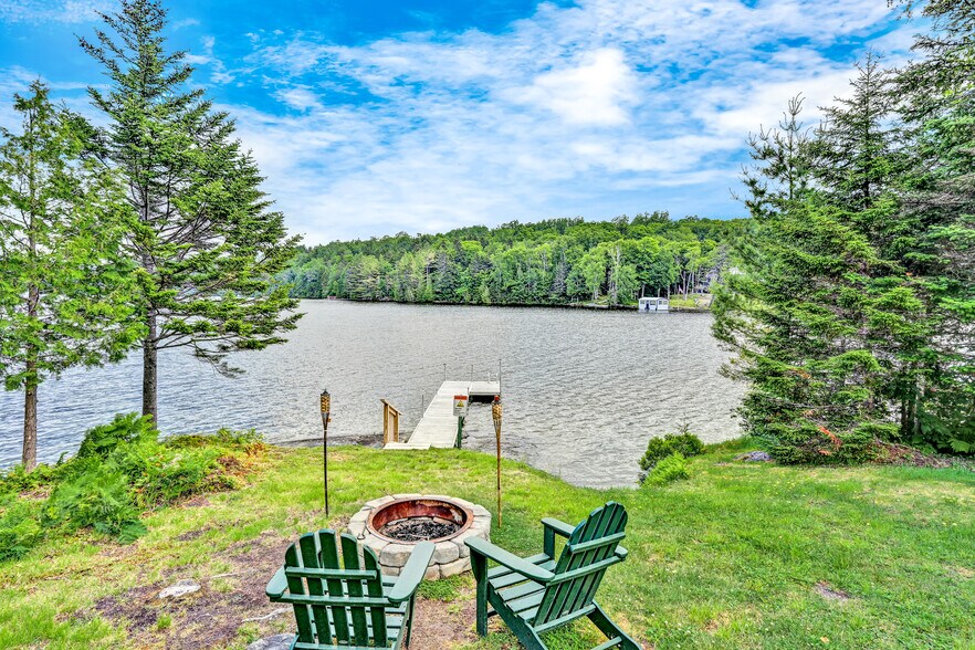 More Photos Of 15 Lower Wilson Pond Rd, Greenville Specialty For Sale