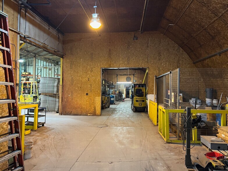 More Photos Of 307 E Washington St, Momence Industrial For Sale