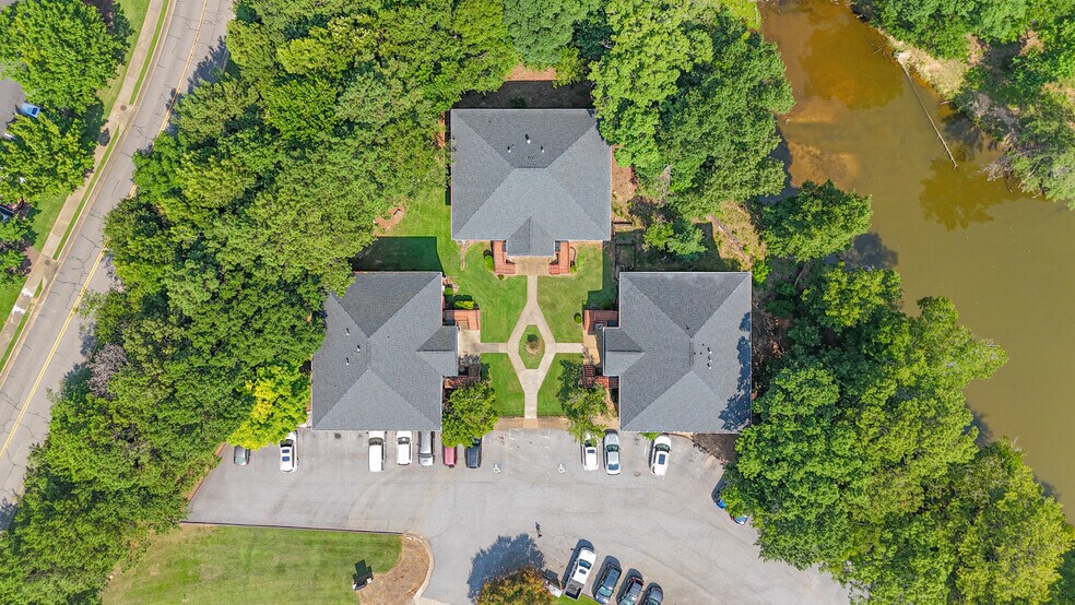 More Photos Of 3722 Atlanta Hwy, Athens Office For Sale
