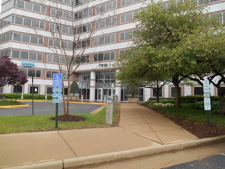 More Photos Of 7918 Jones Branch Dr, McLean Office For Lease