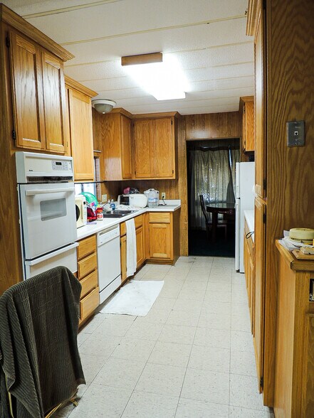 More Photos Of 6000 E Highway 20, Lucerne Industrial For Sale
