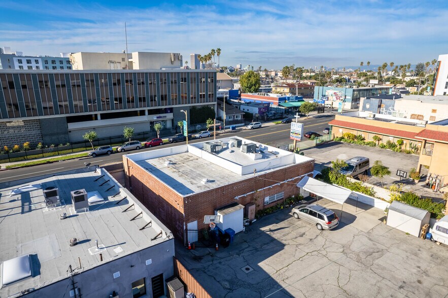 More Photos Of 2909 Beverly Blvd, Los Angeles General Retail For Sale