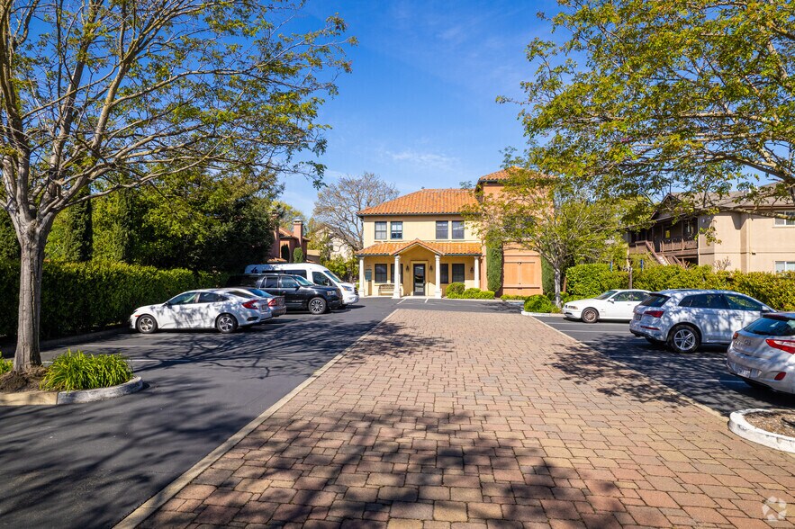 More Photos Of 1151 Broadway, Sonoma Office Residential For Lease