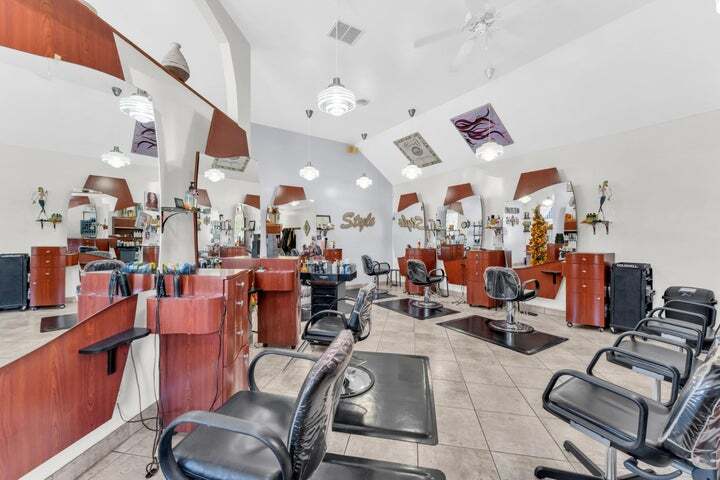 More Photos Of 4104 7th Ave, Kenosha Freestanding For Sale