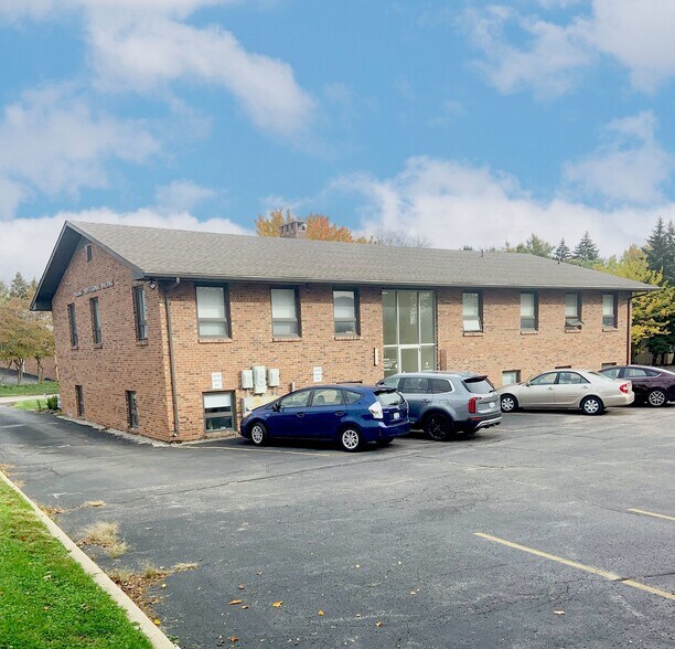 More Photos Of 2504 Ardmore St SE, Grand Rapids Office For Lease