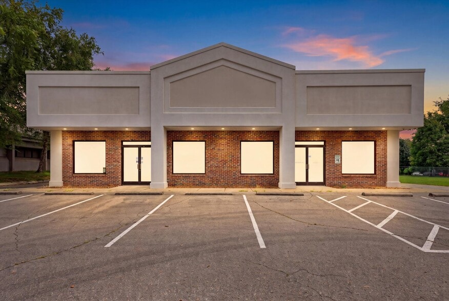 Primary Photo Of 2143a-2145 Old Ashland City Rd, Clarksville Freestanding For Lease