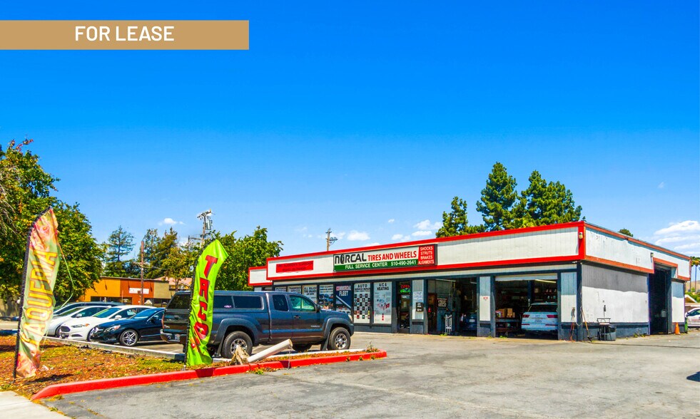 Primary Photo Of 42240 Fremont Blvd, Fremont Auto Repair For Lease