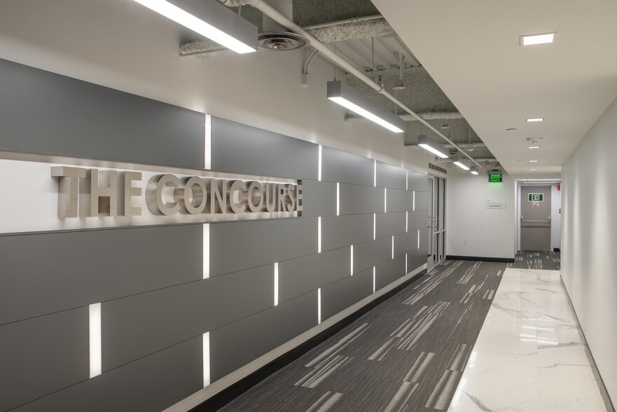 More Photos Of 400 N Tampa St, Tampa Office For Lease