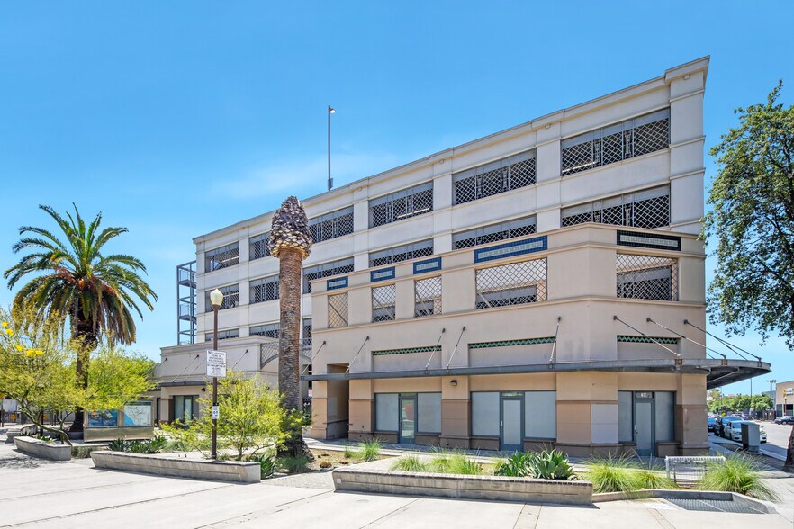 More Photos Of 750 S Raymond Ave, Pasadena Parking Garage For Lease