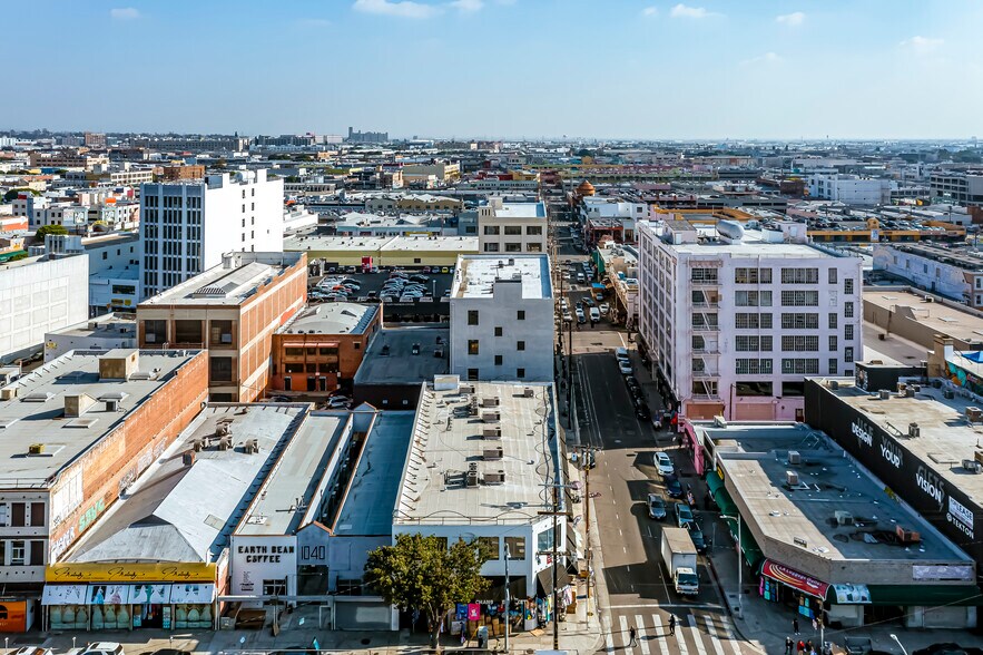 More Photos Of 1048-1050 S Los Angeles St, Los Angeles Storefront Retail Office For Sale