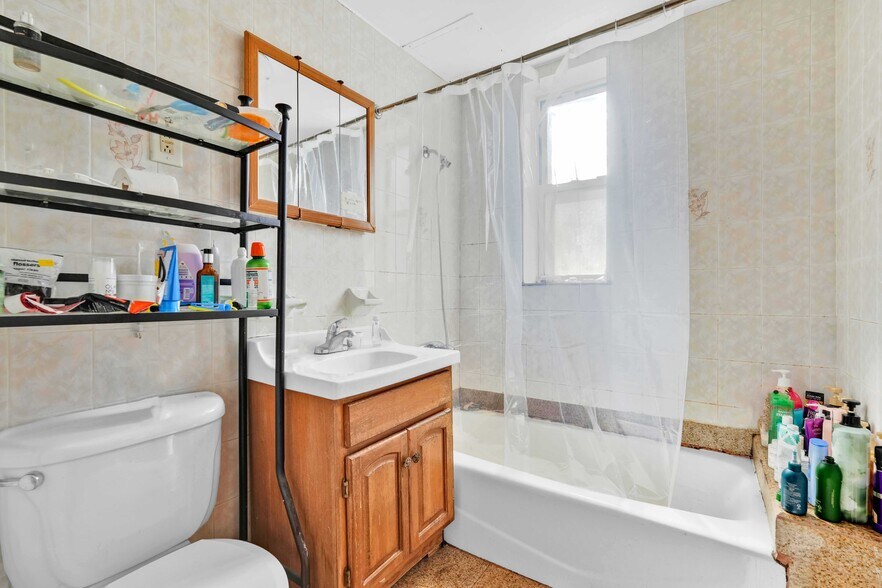 More Photos Of 2120 23rd Ave, Astoria Apartments For Sale