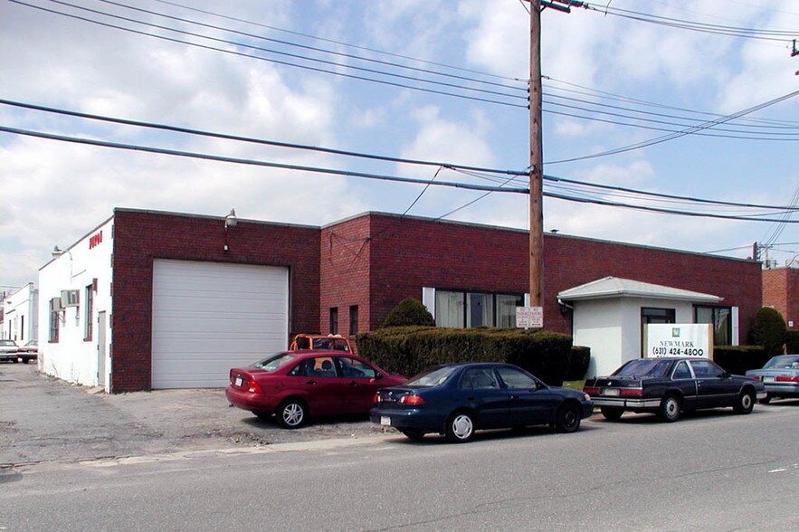 Primary Photo Of 75 State St, Westbury Warehouse For Sale