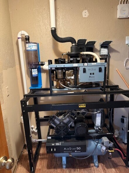 More Photos Of 9200 White Settlement Rd, Fort Worth Medical For Sale