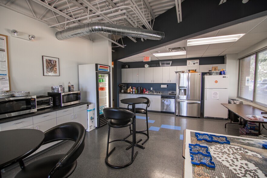 More Photos Of 6402 S Troy Cir, Englewood Office For Sale