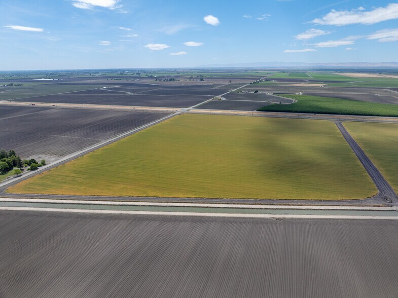 More Photos Of Cozzi Ave & Hwy 33 hwy, Dos Palos Land For Sale