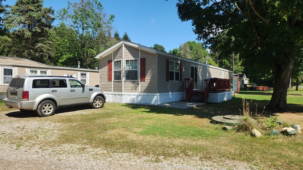 More Photos Of 11390 Cross Station Rd, Girard Manufactured Housing Mobile Home Park For Sale