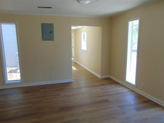 More Photos Of 4008 Hatch Blvd, Sheffield Office For Sale