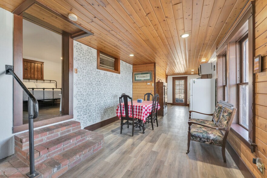 More Photos Of 222 First Ave, Jerome Multifamily For Sale